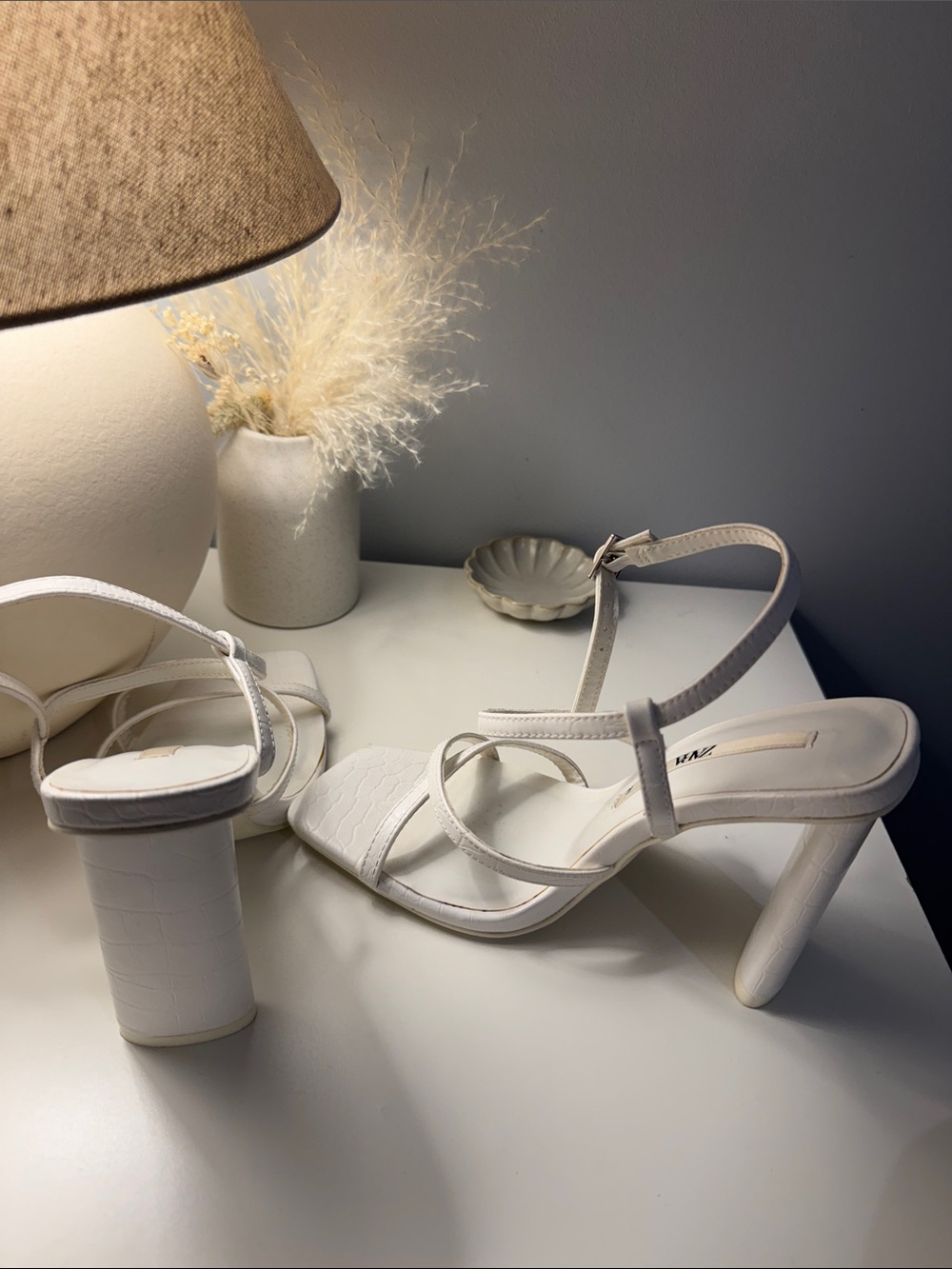 Zara White Strappy Block Heel Sandals - Picture 5 of 6